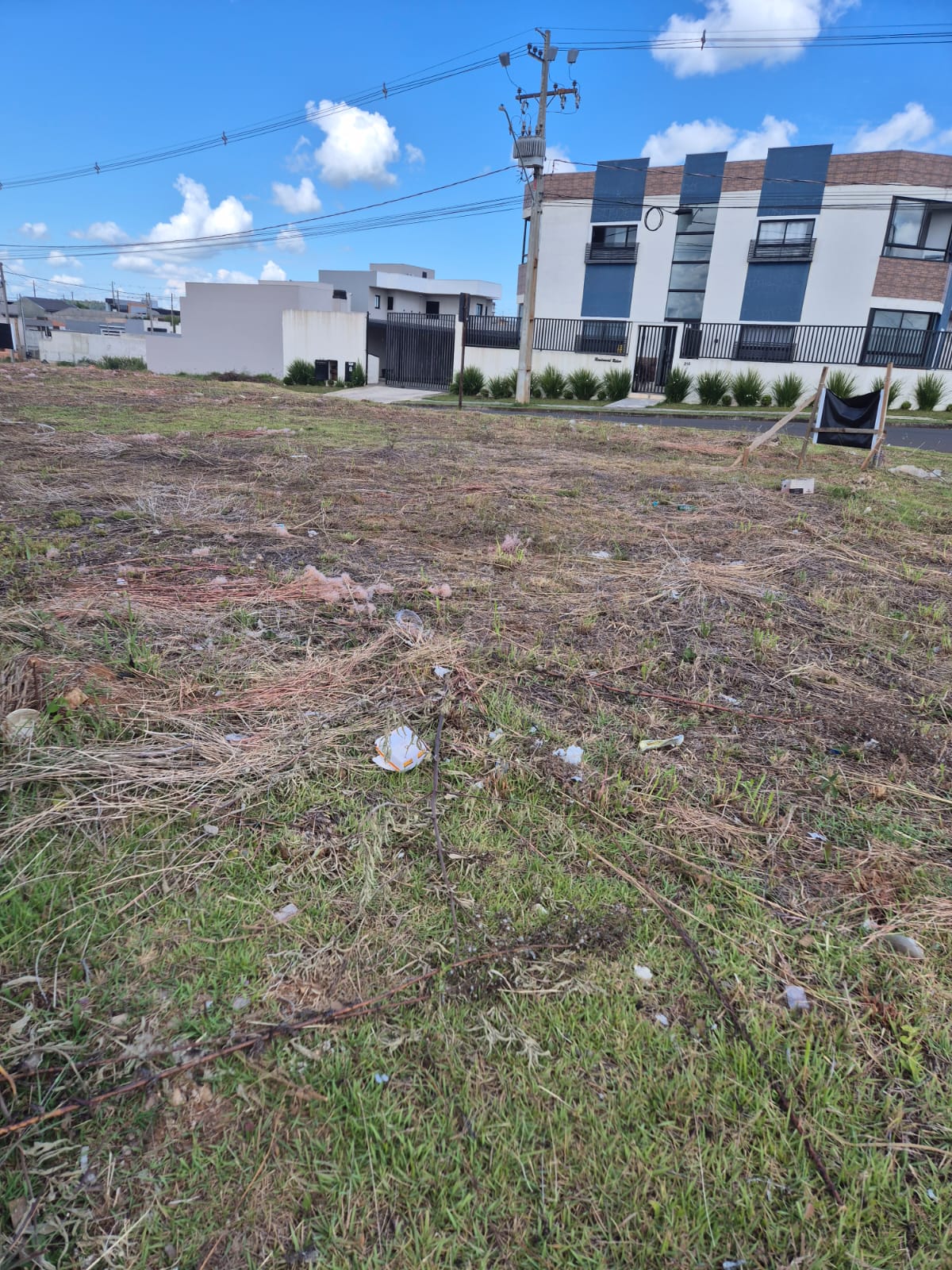 Terreno de Esquina no Loteamento João Gelinski — foto 2